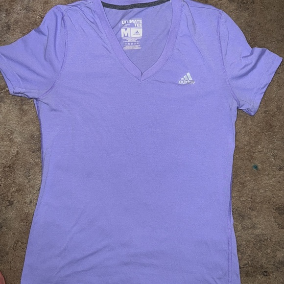 Woman's Adidas dry fit shirt - Picture 3 of 3